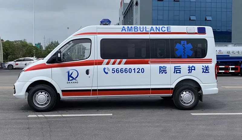 800 ambulance 5.jpg
