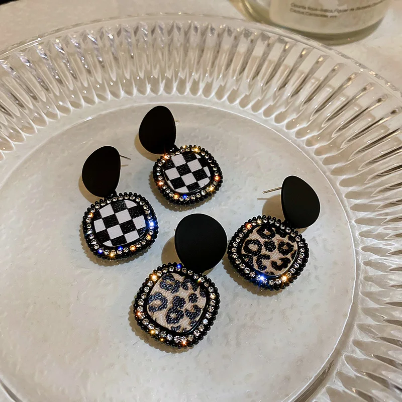 

fashion trendy women drop fall earrings leopard