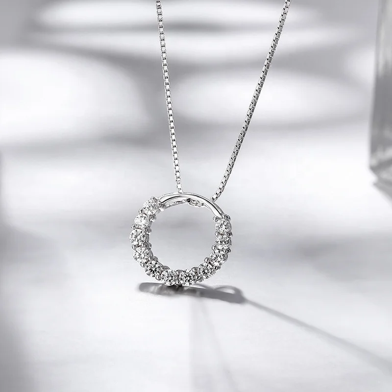 

Romantic Crystal Exquisite Beautiful Jewelry Circle Simple Pendant Necklace