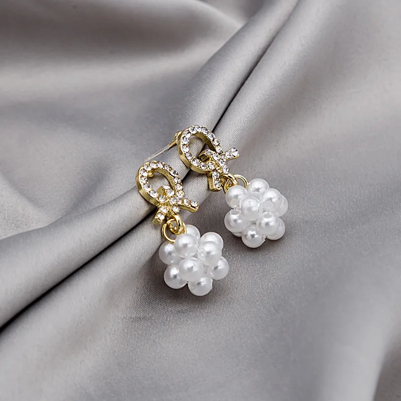 

trendy crystal bow pearl ball fashion 2021 earring