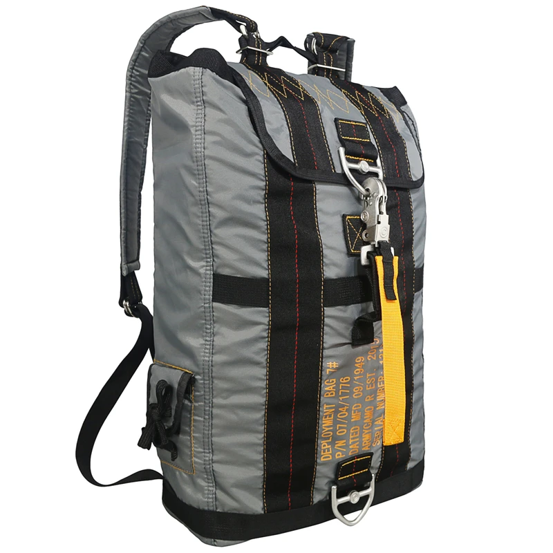 

Good technology production adjustable safety flight parachute backpack, Customized color