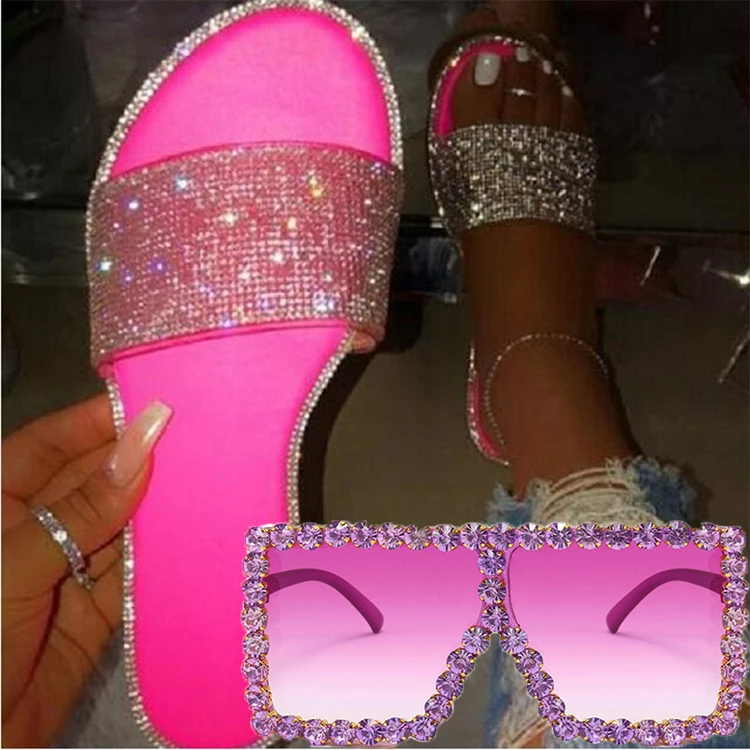 

Wholesale 2022 Trending Sunglass and Sandals Sets Purse with Matching Sunglasses and Sandals