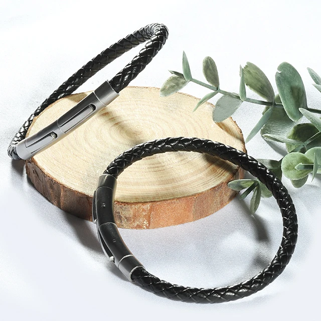 

Stars Forever Custom Leather Color and Custom Logo bracelet rope