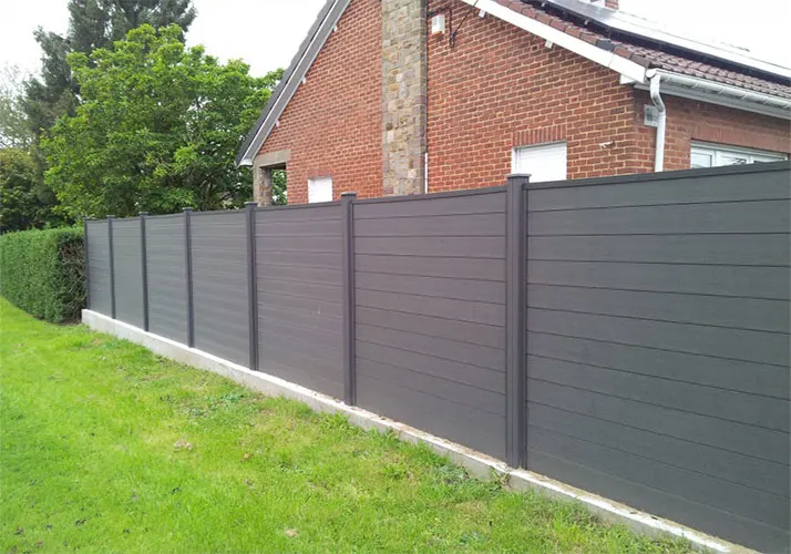 New design uv resistance composite fencing co extrusion wpc wood plastic privacy garden fence