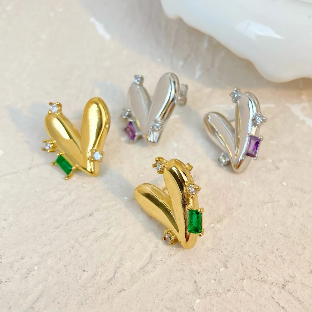 

2024 new titanium steel earrings jewelry 14K gold/steel heart-shaped inlaid zircon stainless steel earrings for female