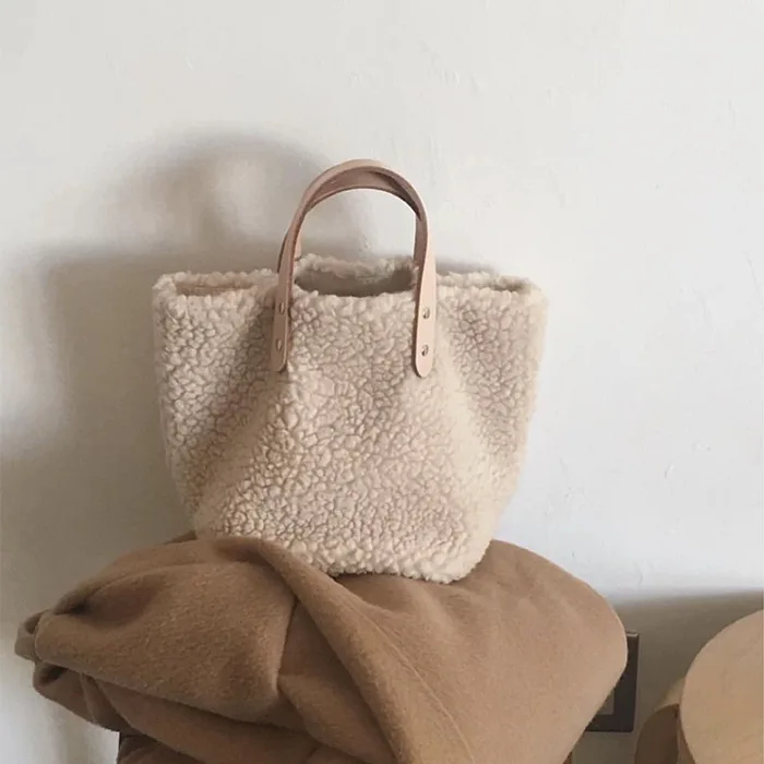 

Wholesale cream sherpa fleece women small handbag