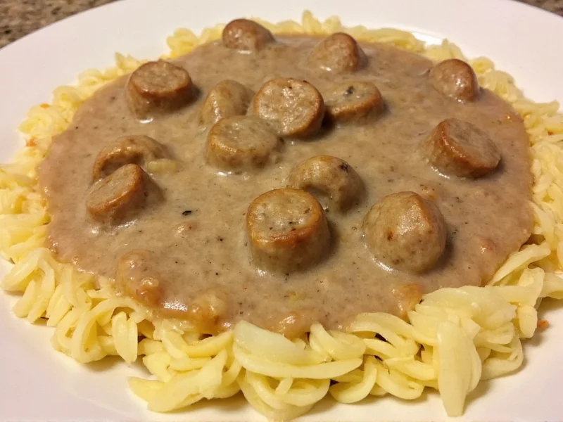 Classic Country Sausage Gravy Recipe: Southern Comfort Food