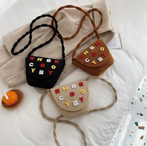 

Straw plaited alphabet holiday beach bag female early spring 2021 new fashion one-shoulder sloping cross bag, Customized color