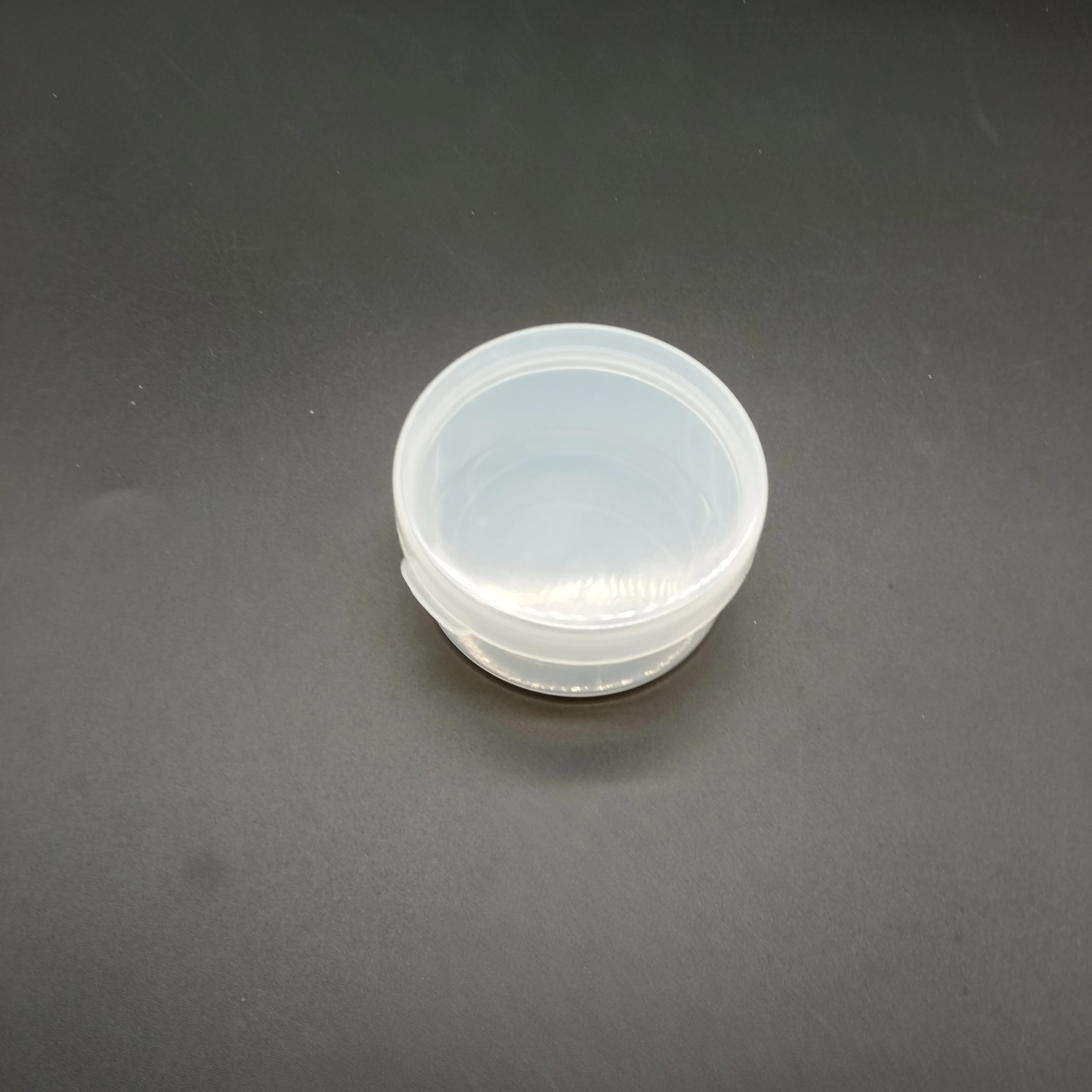 

Customizable round transparent PP plastic box with detachable lid