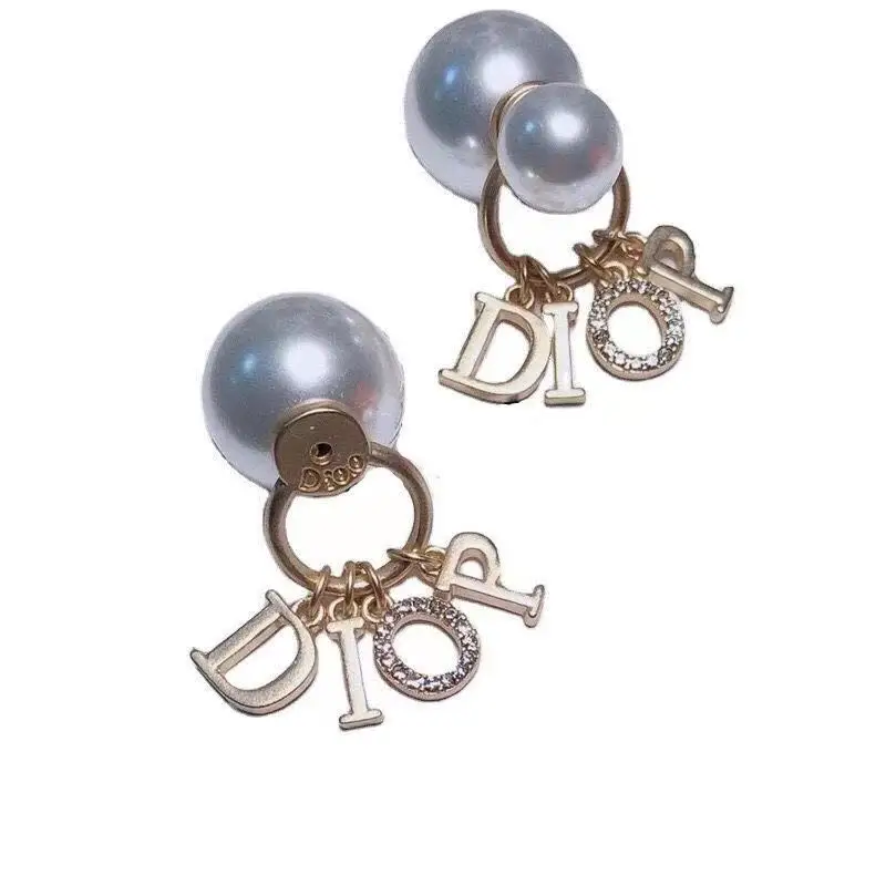 

925 silver needle earrings new pearl earrings fashion small fragrance earrings wild personality, Picture shows