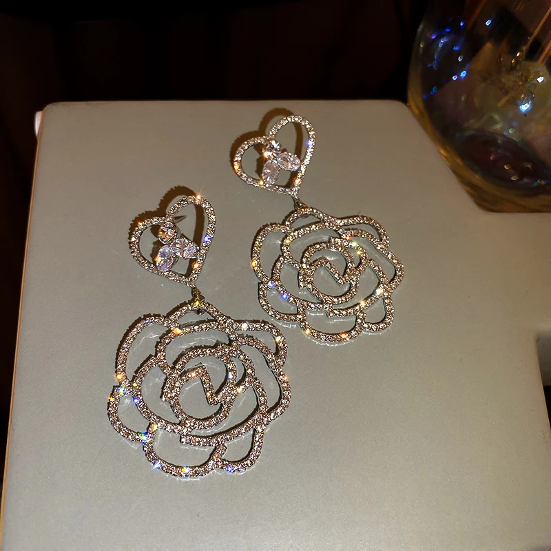 

fashion hollow flower heart wholesale crystal dangle drop earrings