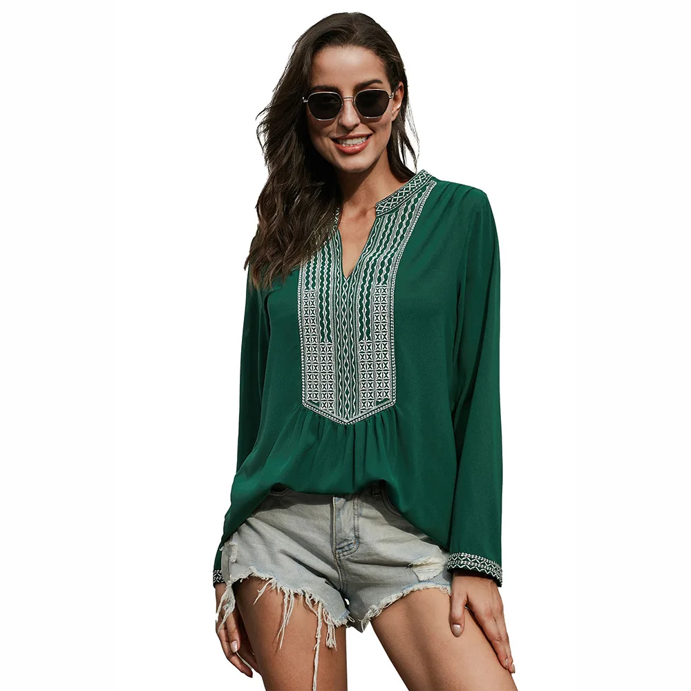 

Spring and Autumn Embroidered T-shirt Female European and American Code V-neck Long-sleeved Loose-fitting Head Top