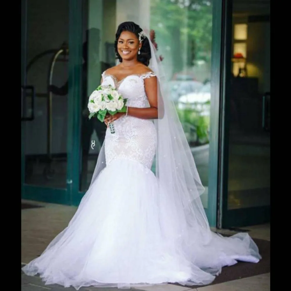 

FA186 Vintage African Mermaid Wedding Dresses 2020 Off the Shoulder Plus Size Lace Sweep Train Wedding Bride Dresses, Default or custom