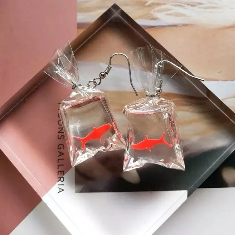 

Environmental protection acetic acid simulation animals protection of the oceans goldfish resin earrings jewelry drop earrings