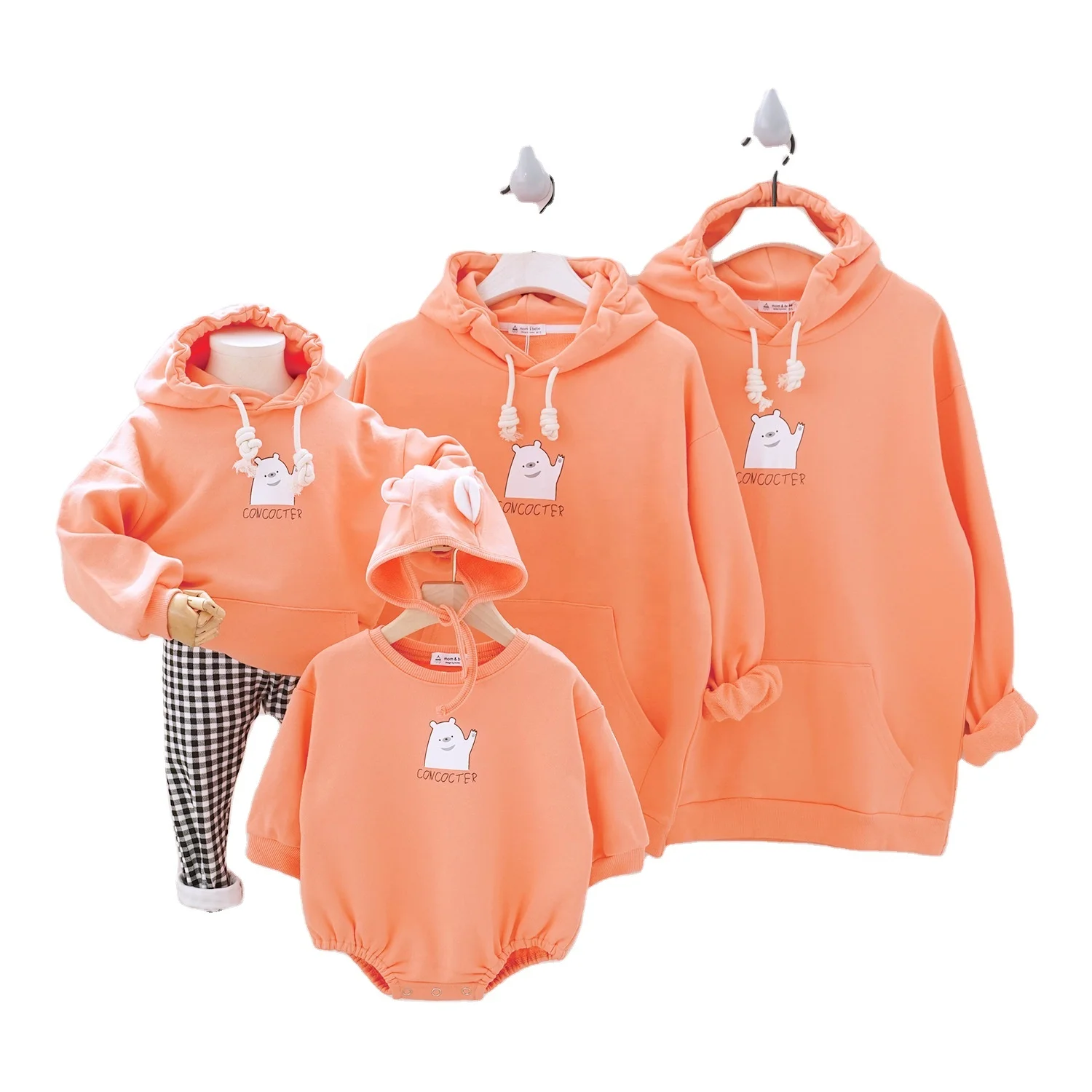 

Hot family matching mother dad children hoodies outfits