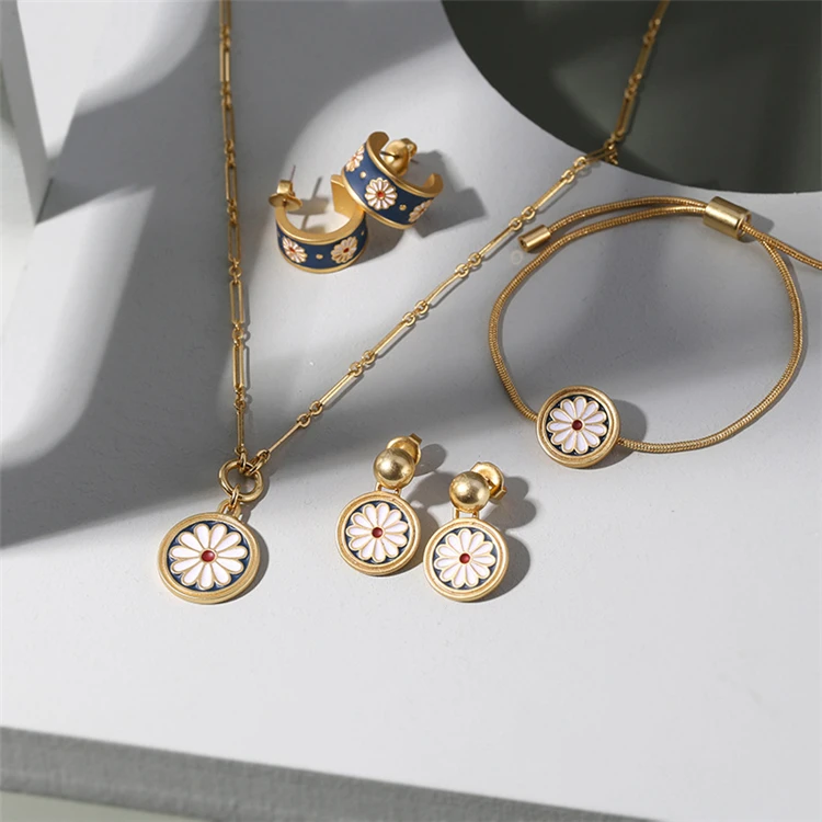 

Aimgal Retro enamel glazed Daisy necklace Japanese flower earrings Bracelet fresh jewelry set for women A1