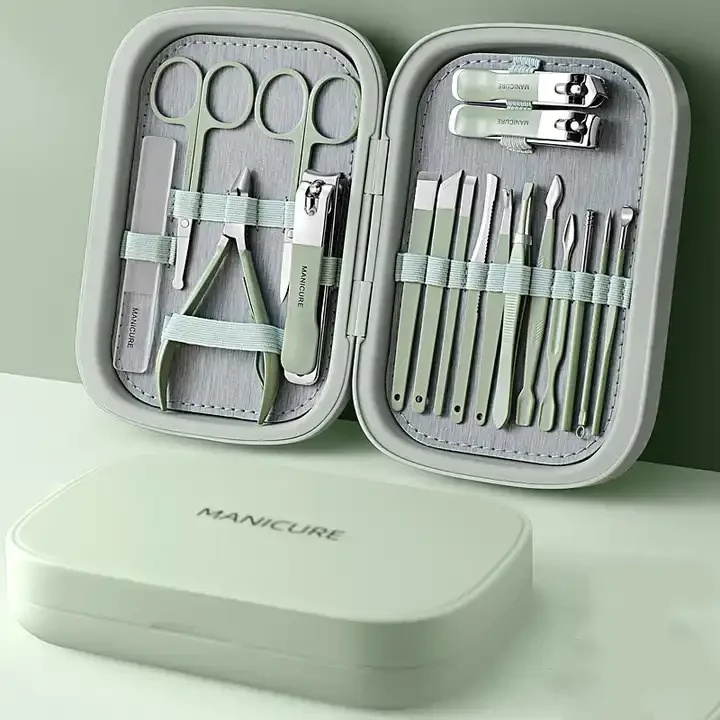 

New professional nail care kit Stainless steel nail clipper cutter magnetic manicure & pedicure set