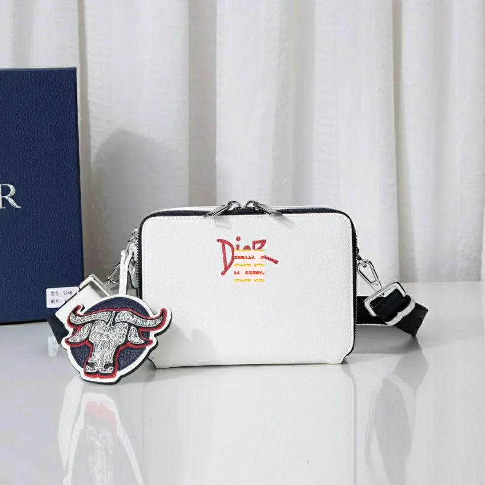 

Good selling white color girl gender light black camera bag pure white new color messenger bag