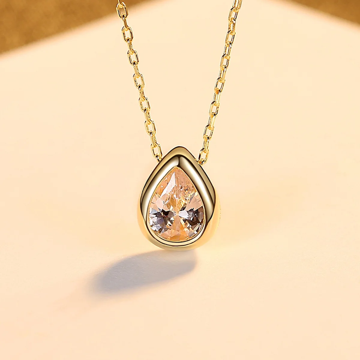 

YD Jewelry 18k Gold Plating Inlay Zircon Waterdrop Charm Necklace 925 Sterling Silver Simple Teardrop Necklaces For Girls