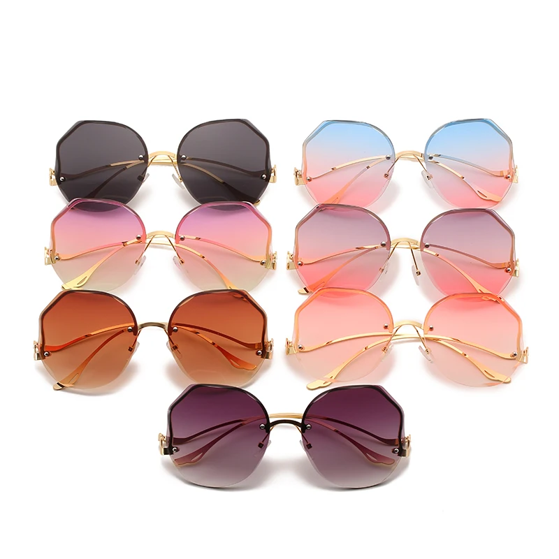 

Sunglasses Women for men in fashion sunglasses 2021 Hot Selling Personal Bling Sunglasses Vintage