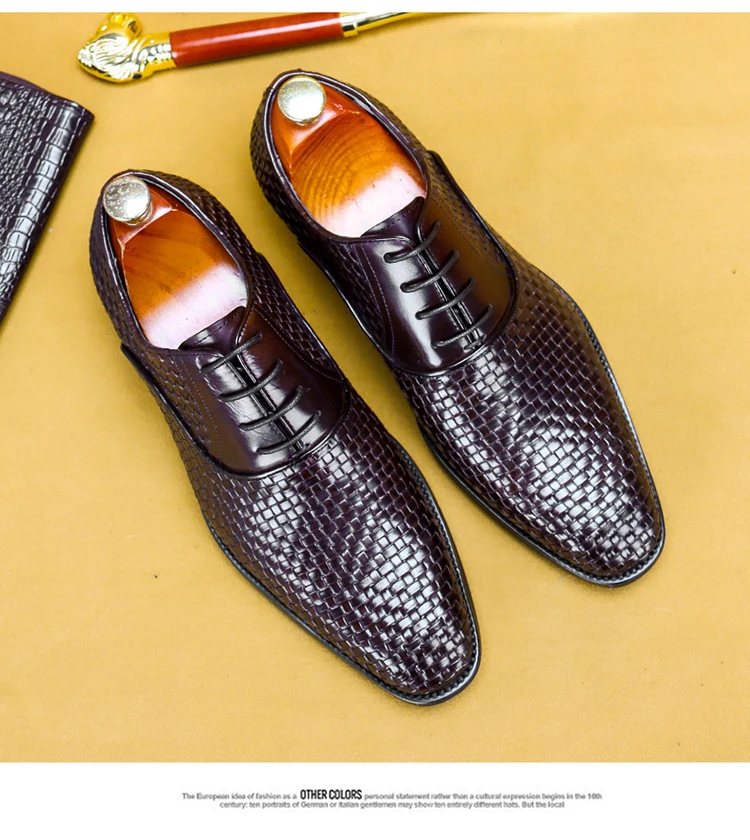 

Hand-woven men's leather business casual shoes with top layer cowhide leather dress shoes