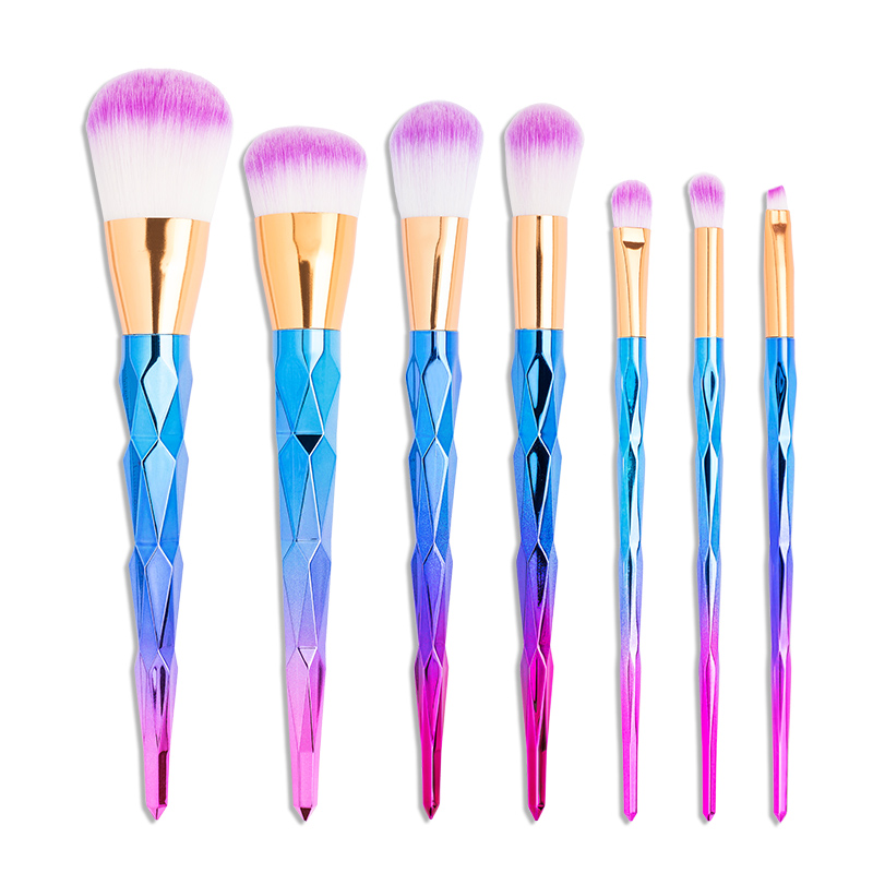 

ZH 7 pcs Custom Logo Diamond colorful Beauty Makeup brush set, Pink