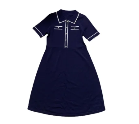 

Temperament contrast color polo collar, waist closing, thin A-line backing knitted dress, 2 colors