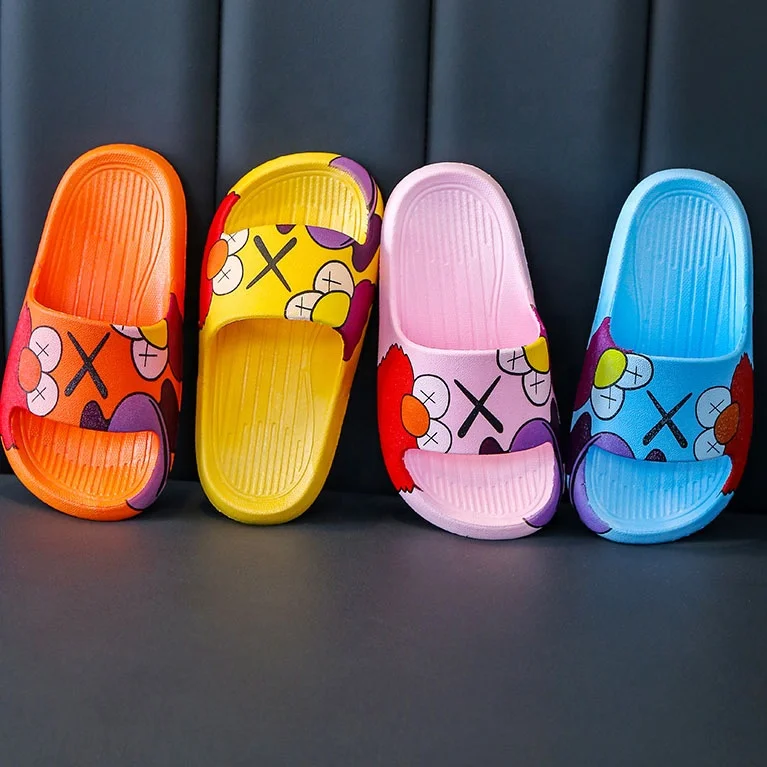 

Amazon Hot Sale Creative Cute Fashion Anti-Slip Wear-Resistant Cartoon Printing Custom Kids Sandals Waterproof Slippers For Boys, Picture