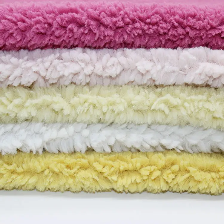 Микрофибра с длинным ворсом. Микрофибра с длинным ворсом. Ворс микрофибры. 40x40 см. Мех микрофибра.