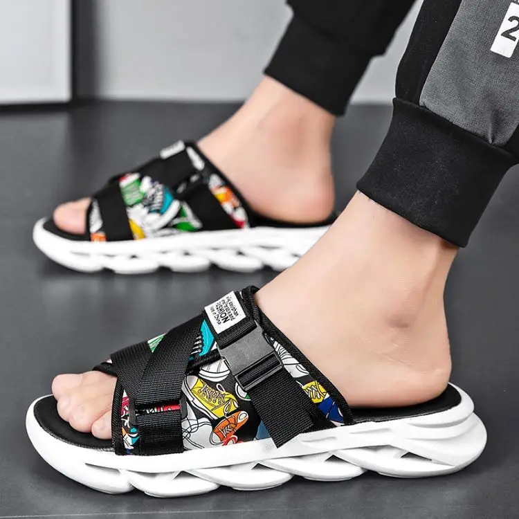 

Super practical fashion beach shoes men slipper breathe quick drying men's slippers cheap slipper