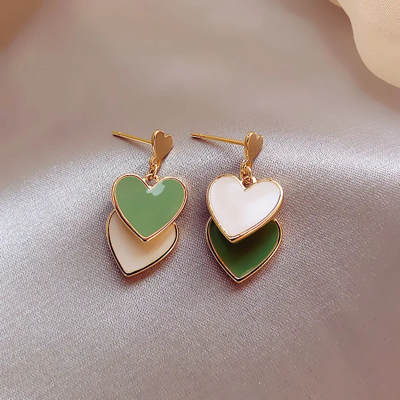 

2021 fashion trendy gold plated green heart dangle earrings