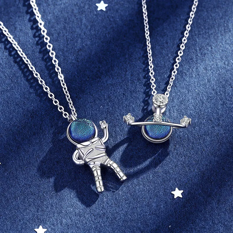 

2021 Fashion Blue Style Fashion Cosmonaut Necklace sterling silver 925 jewellery