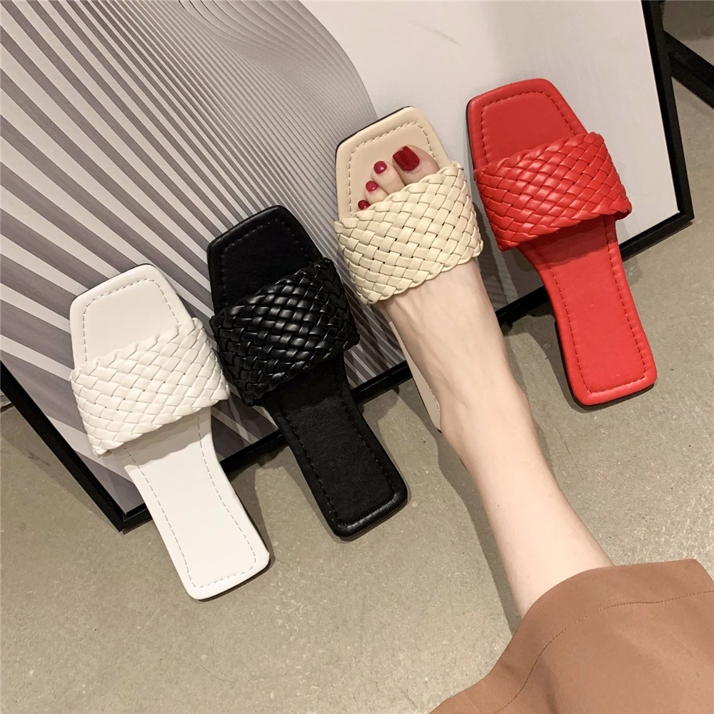 

Summer 2020 new braided slipper red flat flip-flops fashion sandals women's slippers, Picture