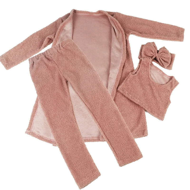 

New design 2021 winter girl clothing set pink kids clothing 4 pieces set boutique girls winter suit, Customized color