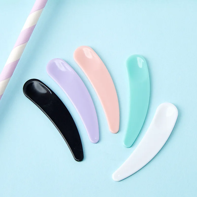 

Crescent spoon scoop mask spatulas cosmetic packing tool