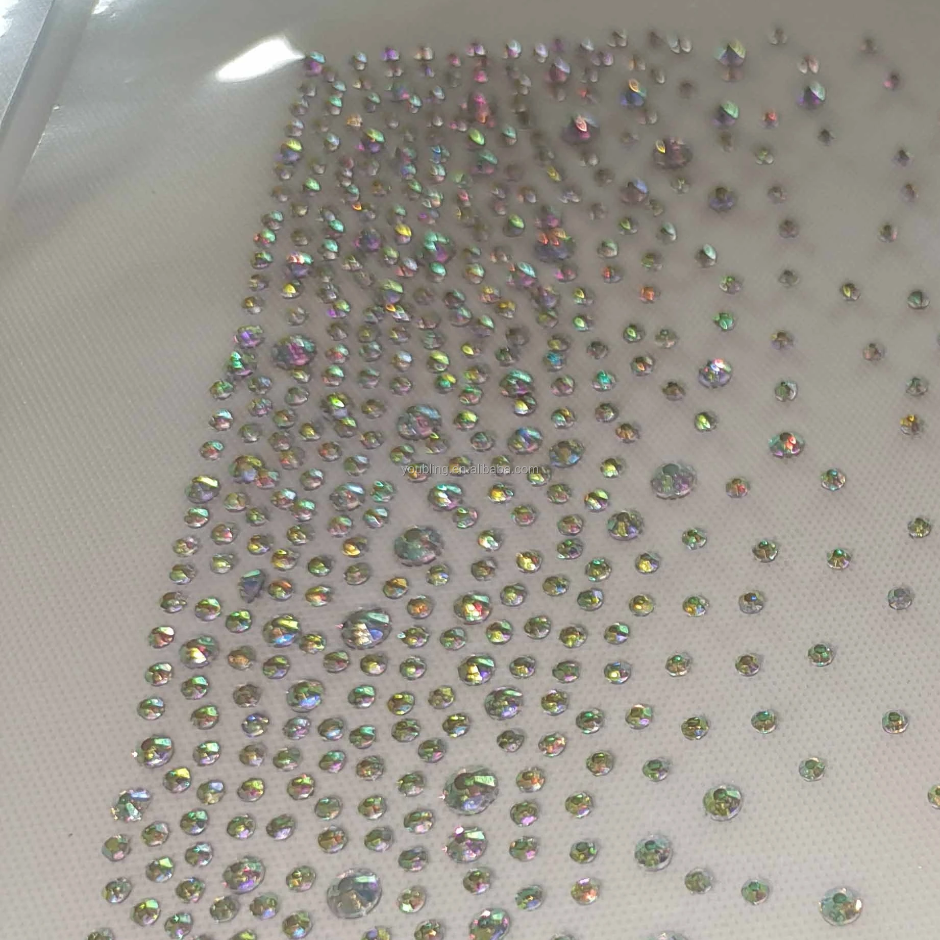 Wholesale Iron on Bling Crystal Strip Hotfix Strass Random Scatter Diamond 2mm 3mm Rhinestones Sheet Transfer Motif for DIY