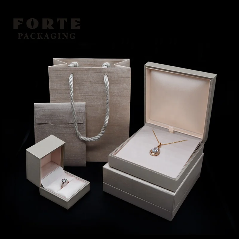 

FORTE silk inside wholesale high end gold luxury custom logo Leather jewellery boxes packaging necklace earring jewelry box
