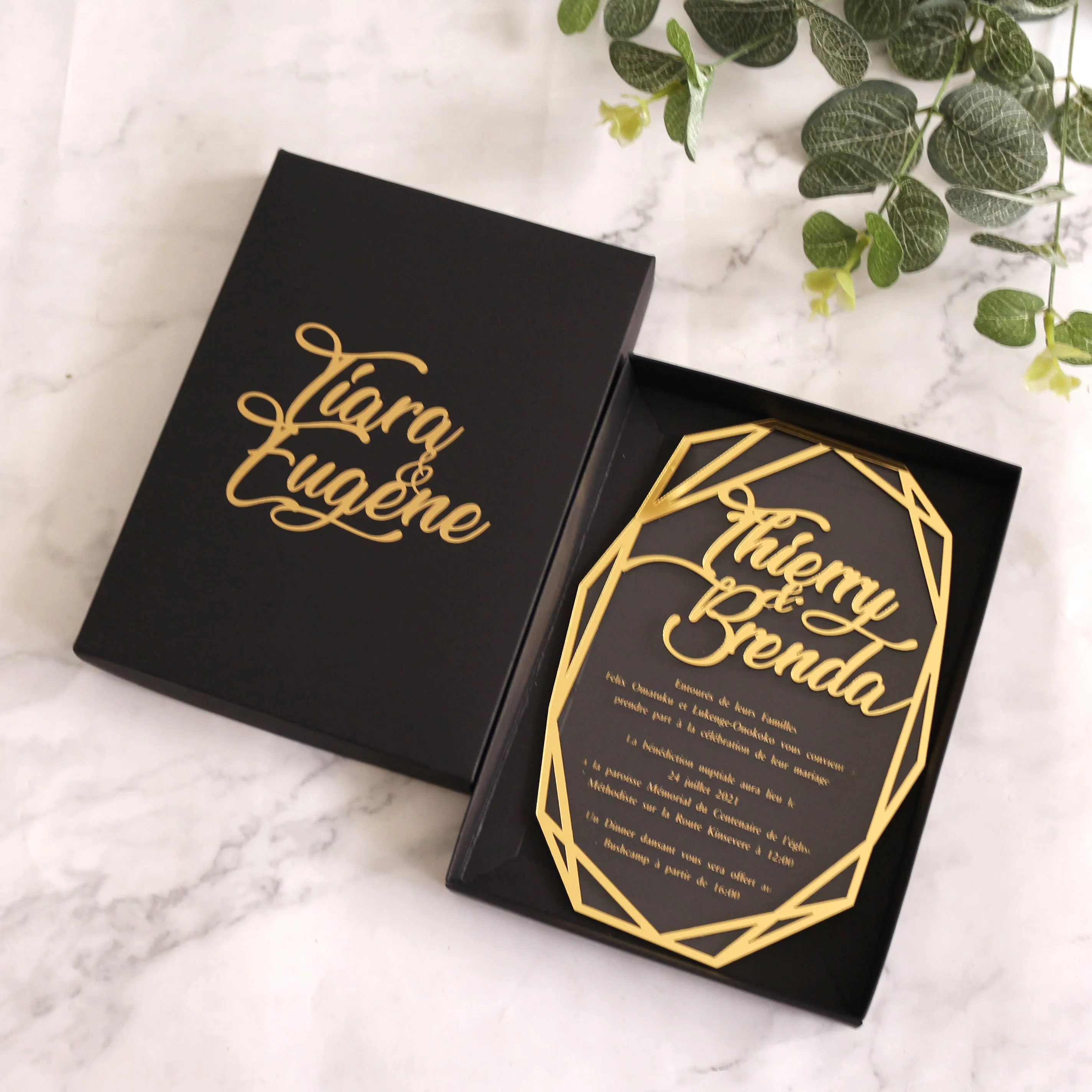 

Customizable Printing Hand Made Gold Acrylic Wedding Invitation Card with Exquisite Hard Cover Box