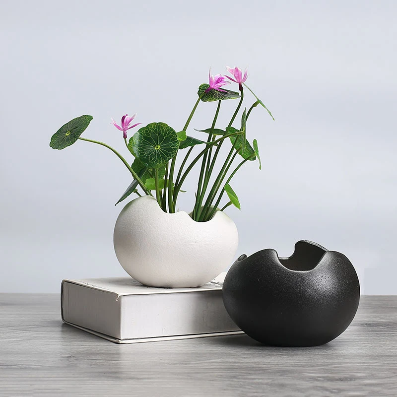 

White black custom matt egg design mini ceramic flower pot, Balck white