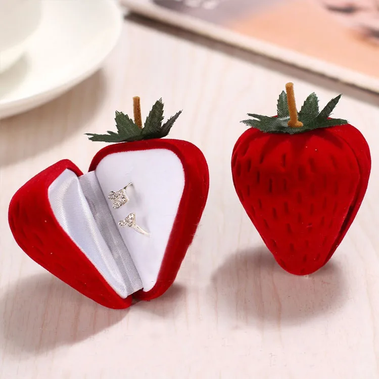 

Wholesale Red Sweet Shaped Design Flocking Ring Box Velvet Fruit Strawberry Ring Box, Picture