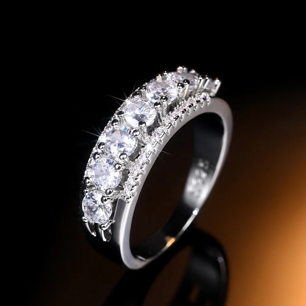 

Newly Fresh Design Women Wedding Rings with Cubic Zircon Crystal Shiny Female Accessories Party Fashion Jewelry, Picture shows