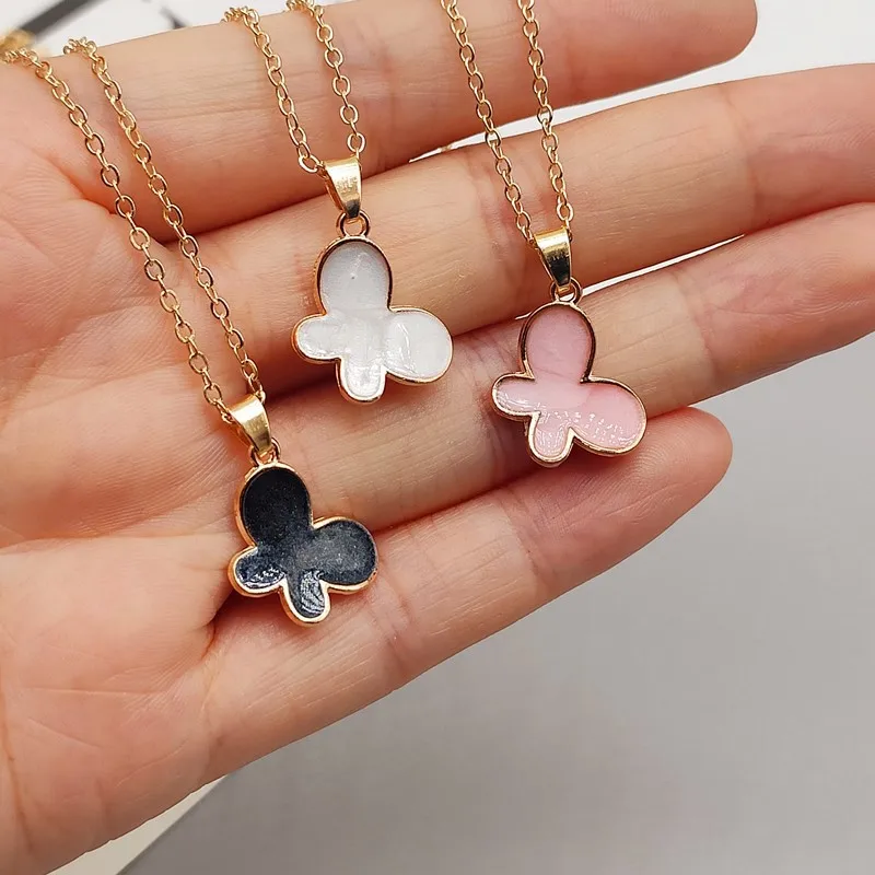 

White Butterfly Necklace Simple Clavicle Necklace High Quality Butterfly Pendant Necklace, Black/white/pink