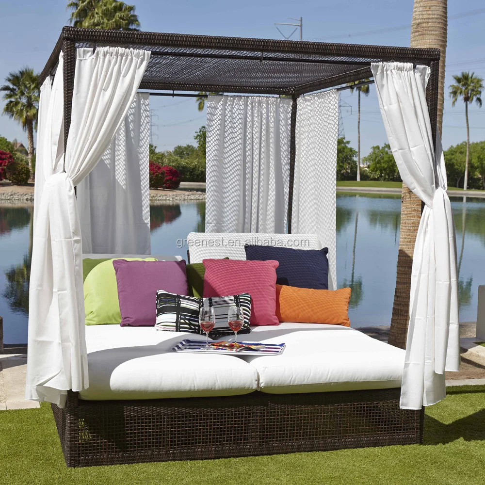licentie Suri links Luxury Chaise Lounge With Waterproof Canopy Curtains Outdoor Lounge Bed -  Buy Outdoor Furniture Sunbed,Outdoor Pool Bed,Garden Lounge Bed Product on  Alibaba.com