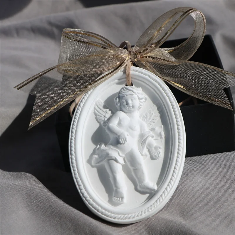 

Ins Little Angel Shaped Hanging Scented Ceramic Aromatherapy Plaster Car Pendant Air Freshener, White