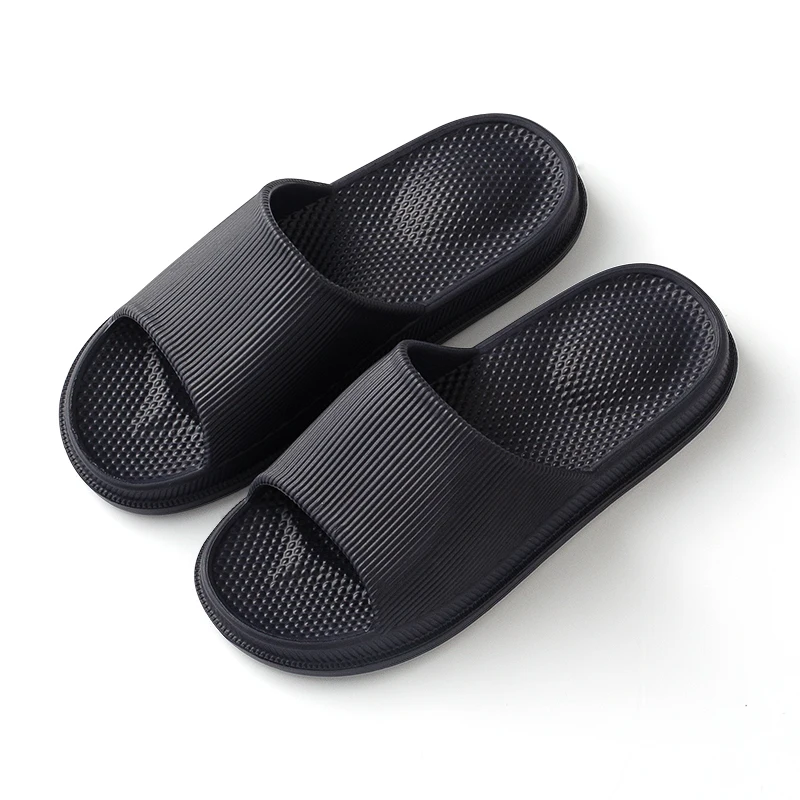 

New Design Fashion Black Non-Slip Slippers With Good Service