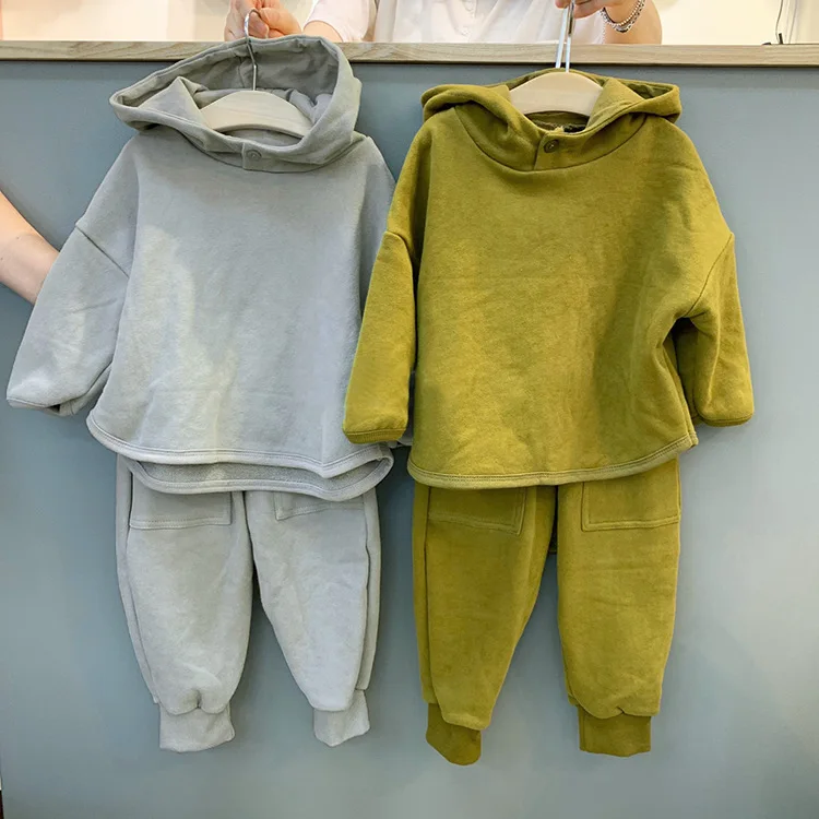 

2020 autumn children's clothing new boys and girls fashion simple button pullover hooded sweater set