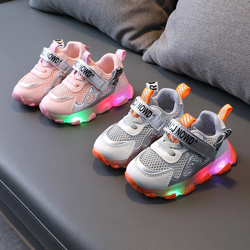 

Spring Summer 2022 New Hollow Out Mesh Light Sports Shoes Trend Soft Shock Absorption 1-3 Year Old Baby