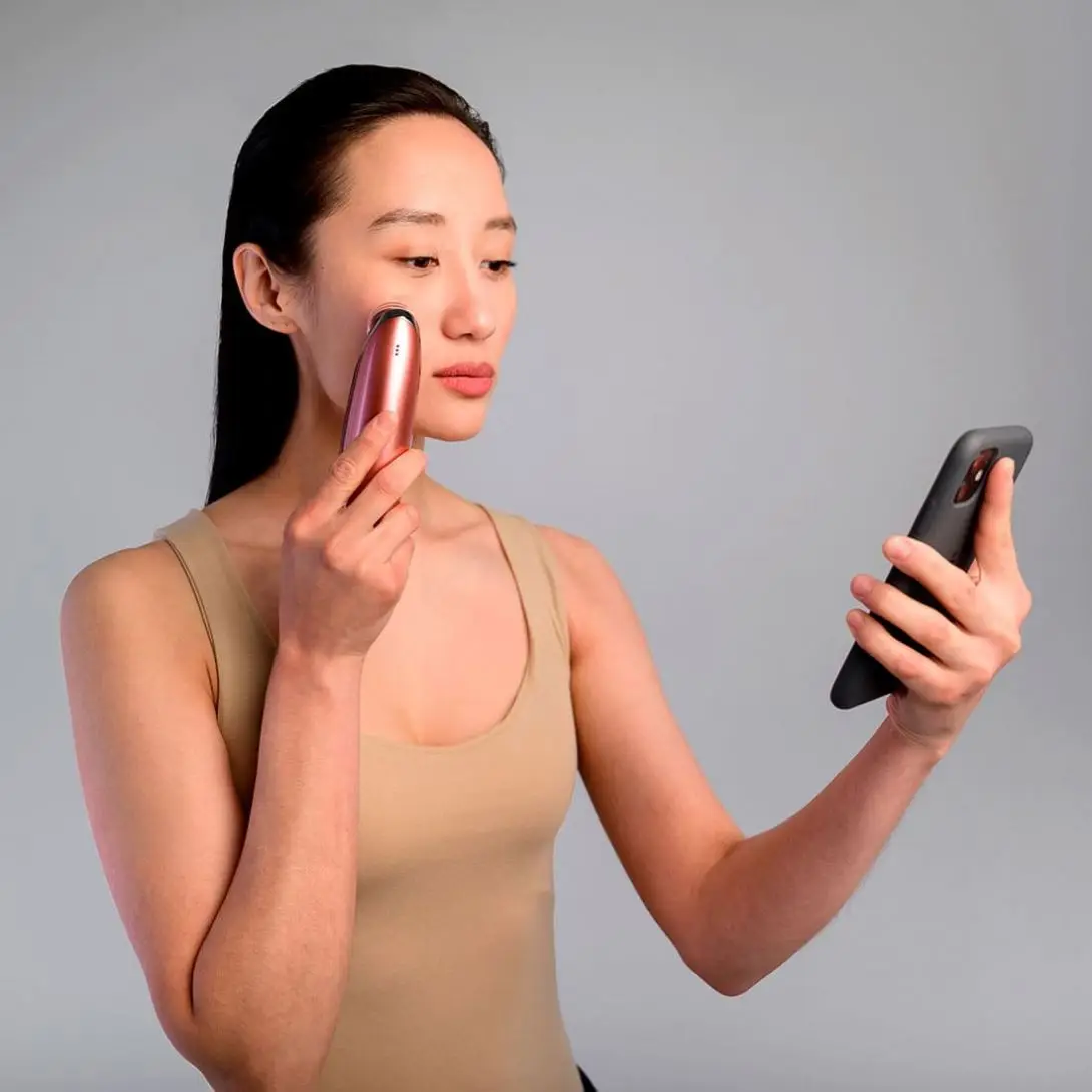 

Good Selling Exfoliating Device Cleaning Blackhead Removal Led Portable Facial, White