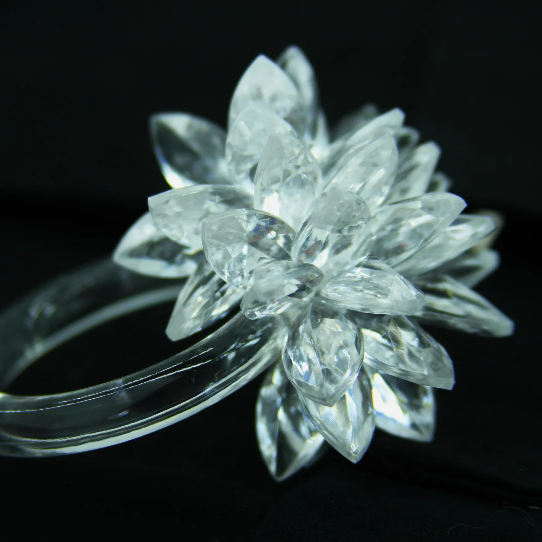 Crystal Acrylic Flower Napkin Rings Buy Napkin Ring,Crystal Acrylic