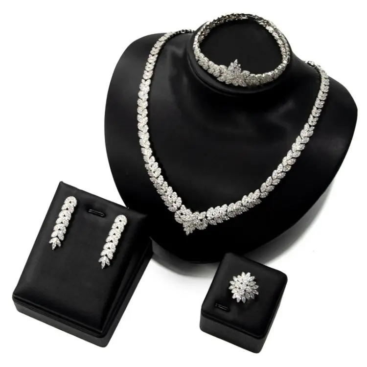 

Inspired Brand Bead Bracelet Jewelry Set For Party